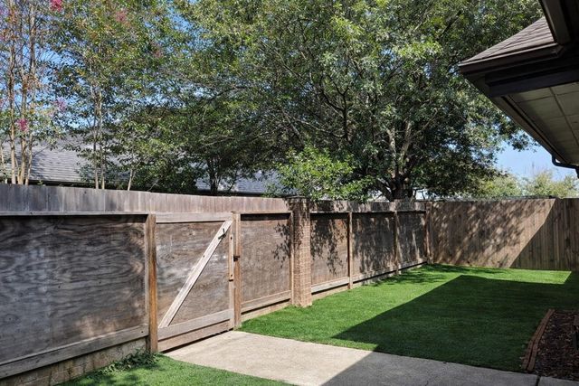 12026 Mighty Oak Dr A, Houston, TX 77066