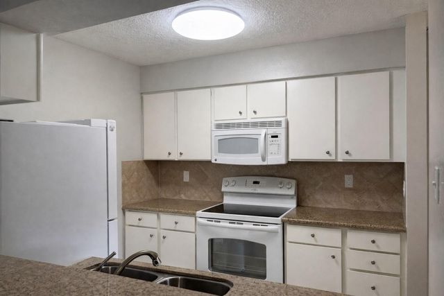 12026 Mighty Oak Dr A, Houston, TX 77066