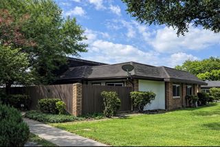 12026 Mighty Oak Dr A, Houston, TX 77066