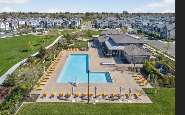 3009 Mulvaney Ave, Sacramento, CA 95833