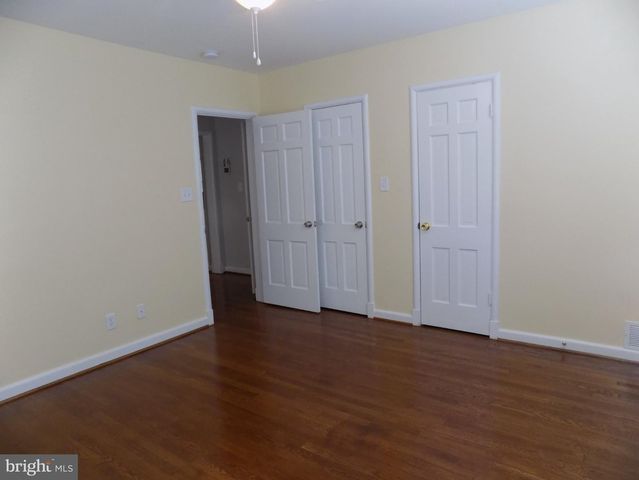 138 S ABINGDON ST, Arlington, VA 22204
