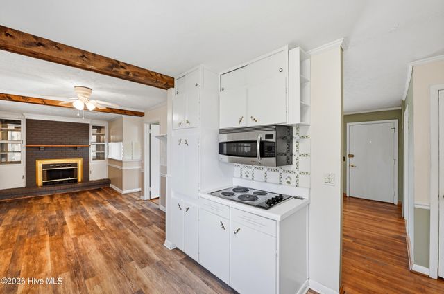 296 Old Town Creek Road NE, Leland, NC 28451