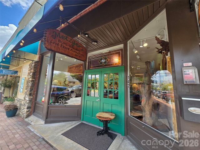 142 N Main Street, Waynesville, NC 28786