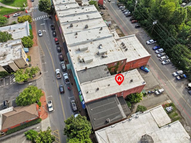 142 N Main Street, Waynesville, NC 28786