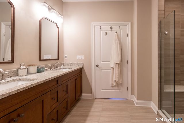 22 Soderman Way, Cheshire, CT 06410