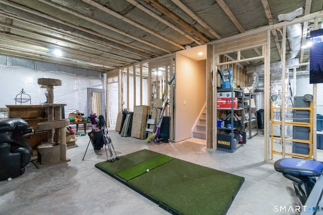 22 Soderman Way, Cheshire, CT 06410