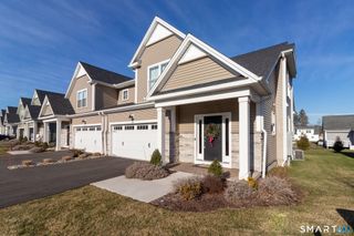 22 Soderman Way, Cheshire, CT 06410