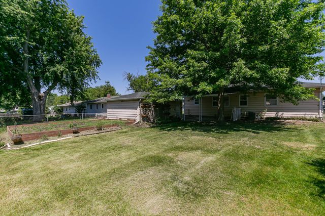 3017 W Lombard Street, Davenport, IA 52804