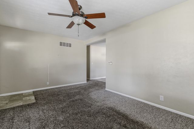 3017 W Lombard Street, Davenport, IA 52804