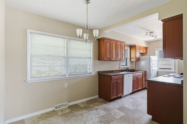 3017 W Lombard Street, Davenport, IA 52804