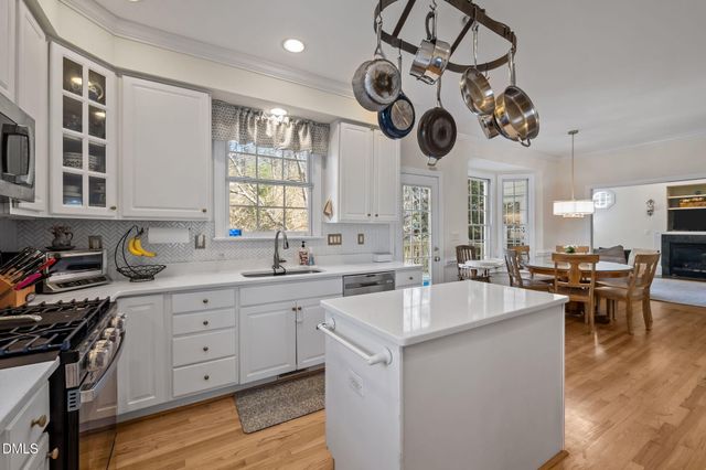 6 Saint Andrews Court, Durham, NC 27707