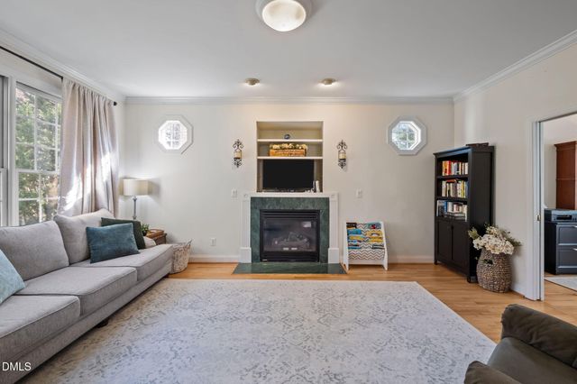 6 Saint Andrews Court, Durham, NC 27707