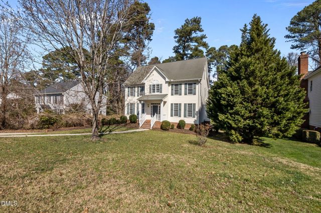 6 Saint Andrews Court, Durham, NC 27707