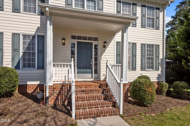 6 Saint Andrews Court, Durham, NC 27707