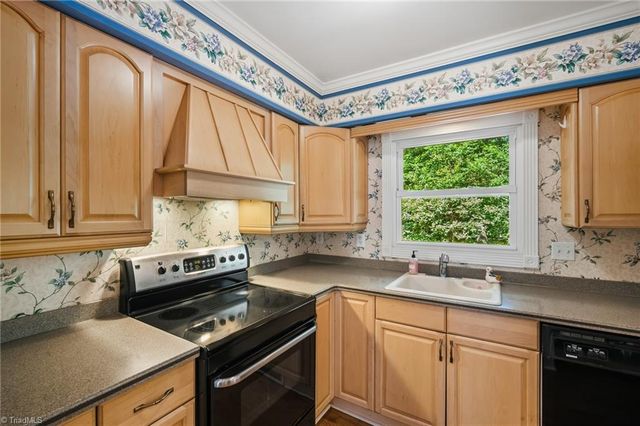 2703 Tillbrook Place, Greensboro, NC 27408