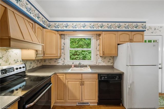 2703 Tillbrook Place, Greensboro, NC 27408