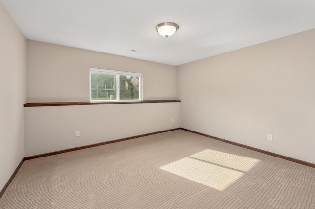 3222 N Chambers St, Wichita, KS 67205