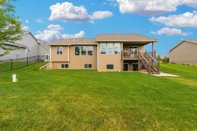 3222 N Chambers St, Wichita, KS 67205