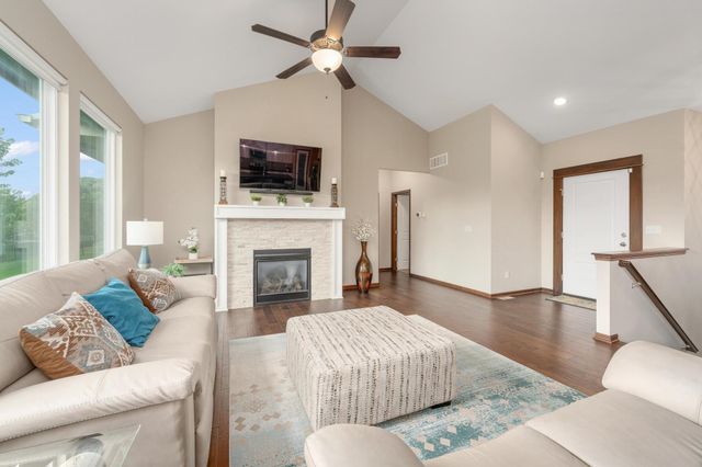 3222 N Chambers St, Wichita, KS 67205