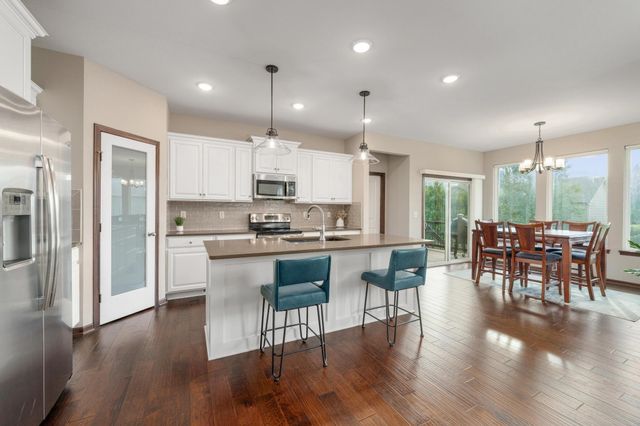 3222 N Chambers St, Wichita, KS 67205