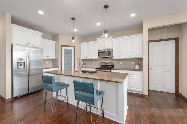 3222 N Chambers St, Wichita, KS 67205