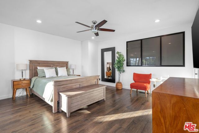 5121 Westpark Drive 105, Valley Village, CA 91601