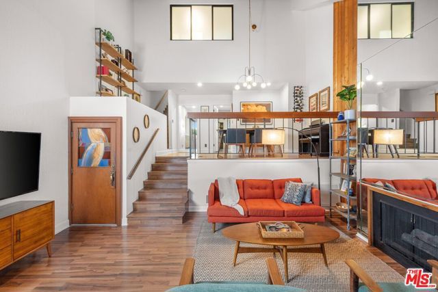 5121 Westpark Drive 105, Valley Village, CA 91601