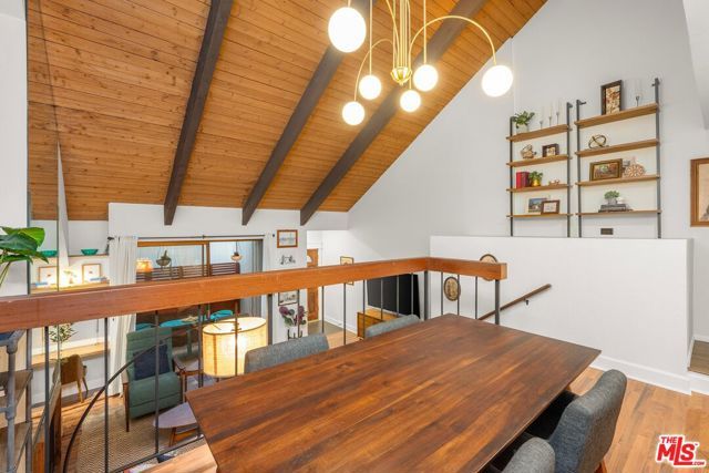 5121 Westpark Drive 105, Valley Village, CA 91601