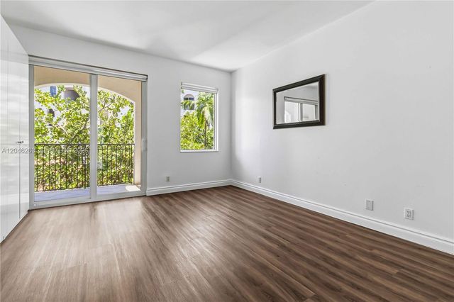 3700 Island Boulevard C307, Aventura, FL 33160