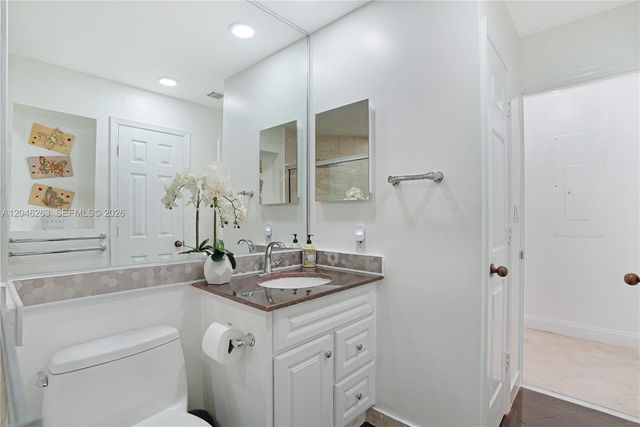 3700 Island Boulevard C307, Aventura, FL 33160