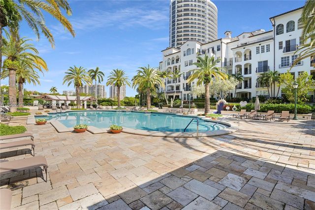 3700 Island Boulevard C307, Aventura, FL 33160