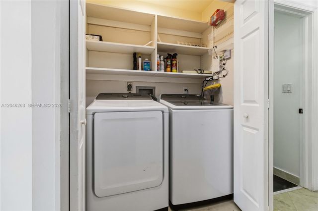 3700 Island Boulevard C307, Aventura, FL 33160