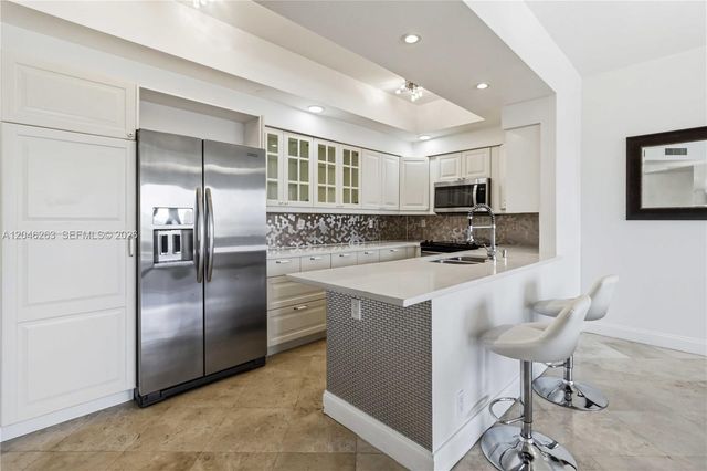 3700 Island Boulevard C307, Aventura, FL 33160