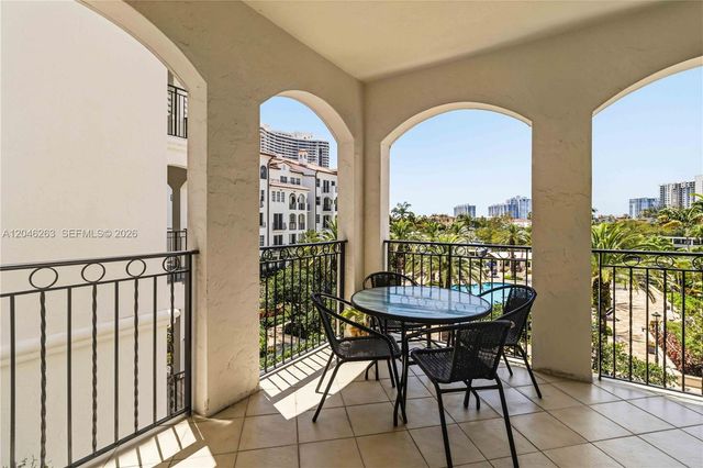 3700 Island Boulevard C307, Aventura, FL 33160