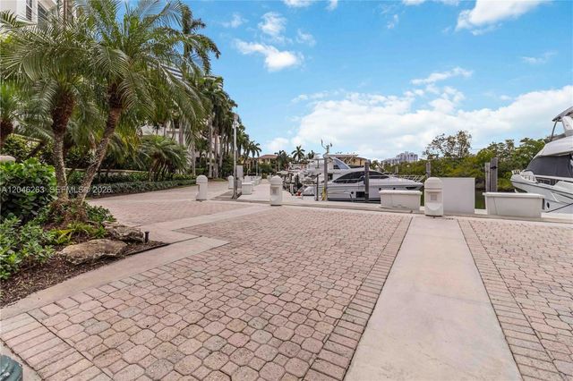 3700 Island Boulevard C307, Aventura, FL 33160