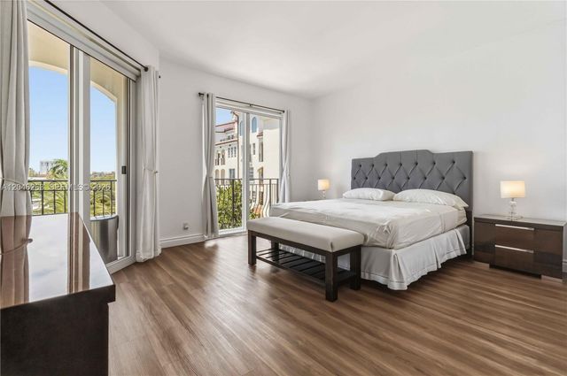 3700 Island Boulevard C307, Aventura, FL 33160