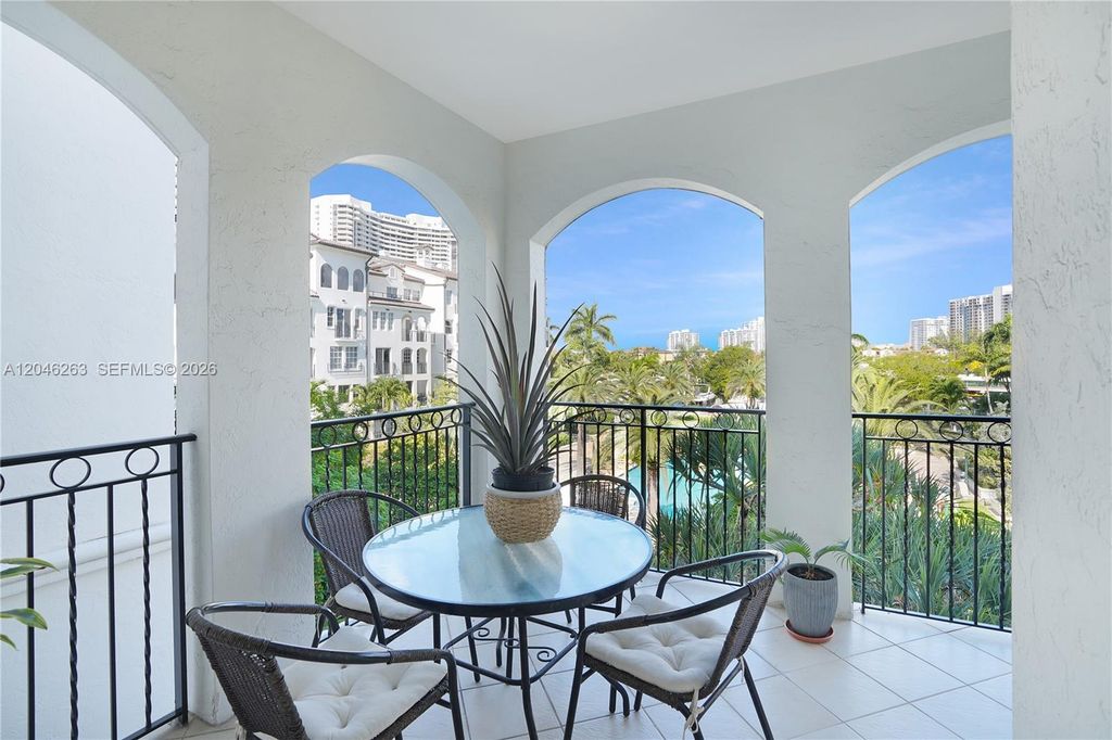 3700 Island Boulevard C307, Aventura, FL 33160