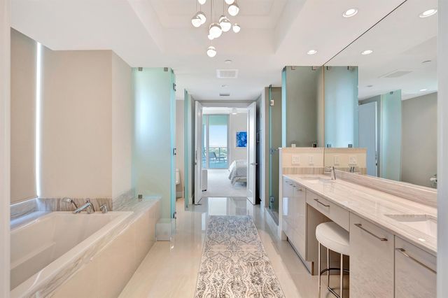 1 Water Club Way 1701, North Palm Beach, FL 33408