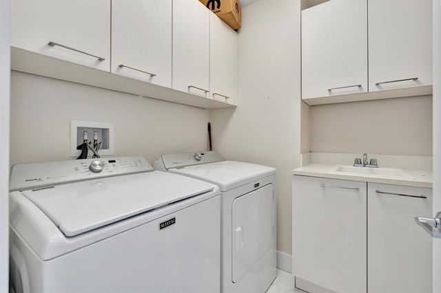 1 Water Club Way 1701, North Palm Beach, FL 33408