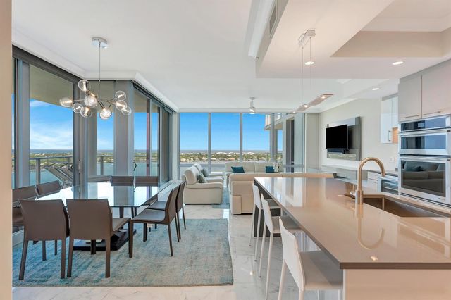 1 Water Club Way 1701, North Palm Beach, FL 33408