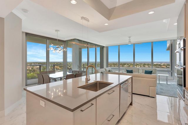 1 Water Club Way 1701, North Palm Beach, FL 33408