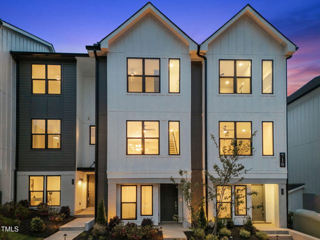 710 W North Street 102, Raleigh, NC 27603