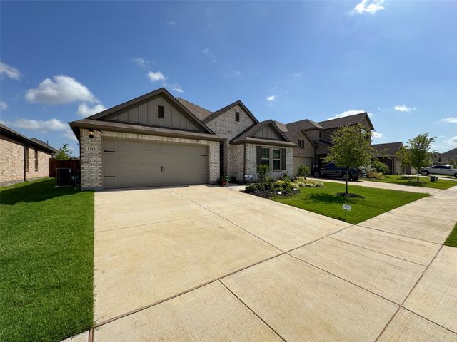 1313 Lorelei Lane, Denton, TX 76210