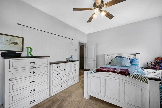 10683 NE Seaside Ln, Elgin, OK 73538