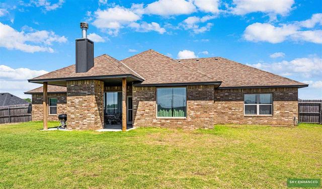 10683 NE Seaside Ln, Elgin, OK 73538