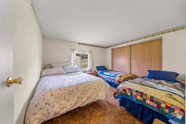 2464 Wynola Rd, Julian, CA 92036