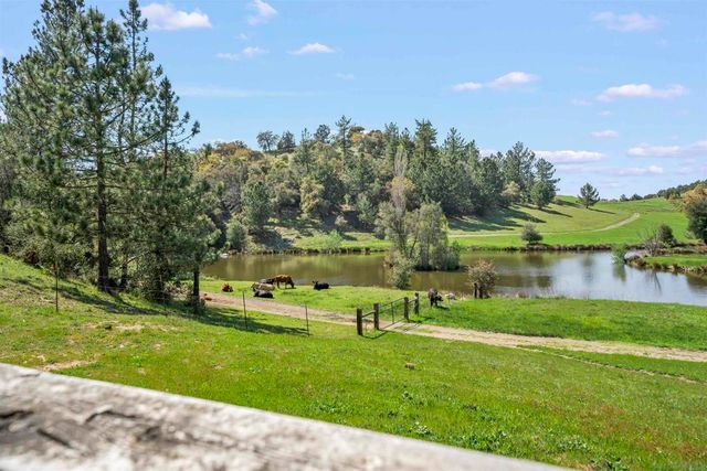 2464 Wynola Rd, Julian, CA 92036