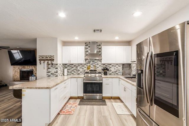 677 W 22ND Avenue, Apache Junction, AZ 85120