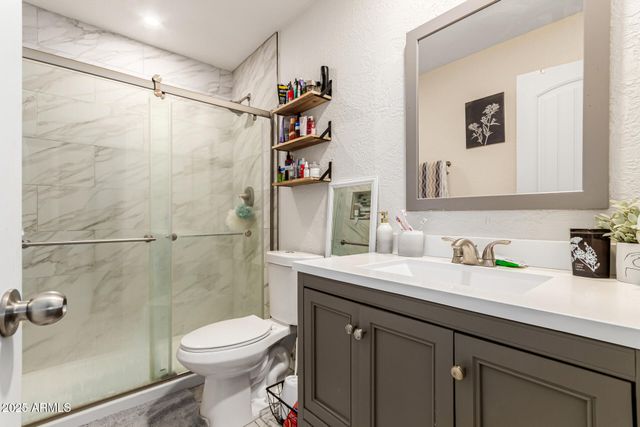 677 W 22ND Avenue, Apache Junction, AZ 85120