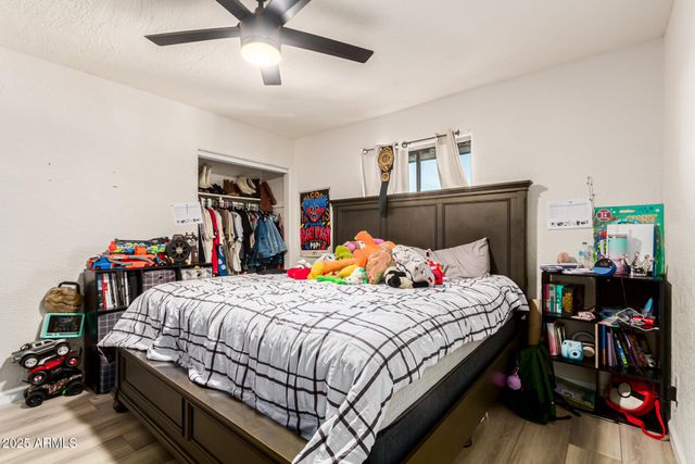 677 W 22ND Avenue, Apache Junction, AZ 85120